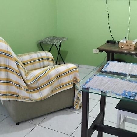 Casa Aconchegante Em Curitiba Hotel Buitenkant foto