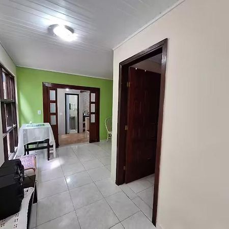 Casa Aconchegante Em Curitiba Hotel Buitenkant foto