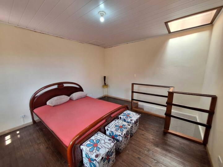 Casa Aconchegante Em Curitiba Hotel Buitenkant foto